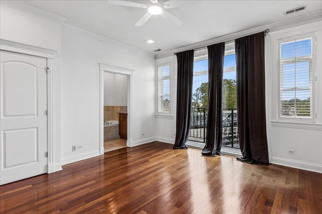 3414 N Sheffield Avenue 4, Chicago, IL 60657