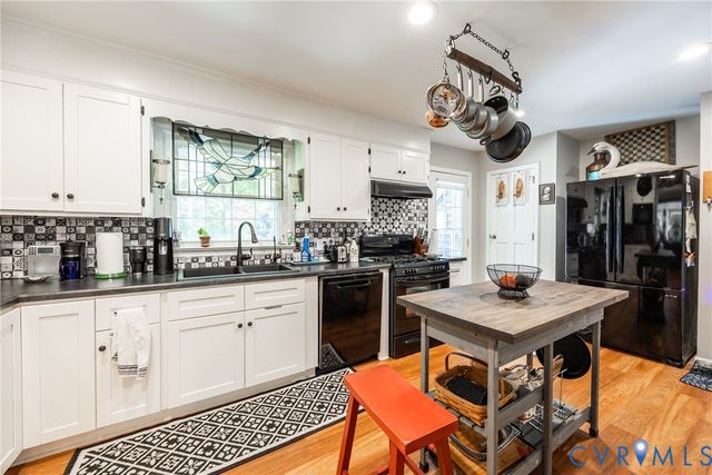 11766 Five Forks Rd, Farmville, VA 23901