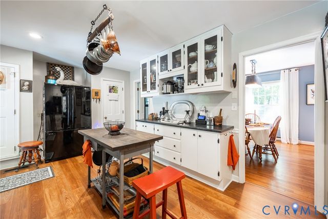 11766 Five Forks Rd, Farmville, VA 23901