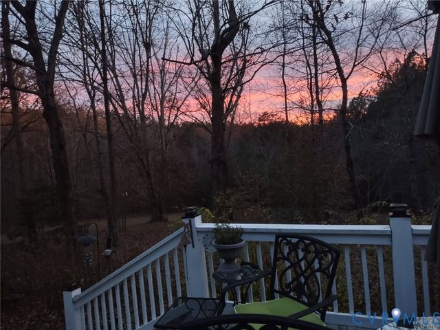 11766 Five Forks Rd, Farmville, VA 23901