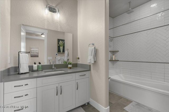 1605 W Bellerive LN, Coeur D'alene, ID 83814