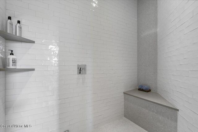 1605 W Bellerive LN, Coeur D'alene, ID 83814