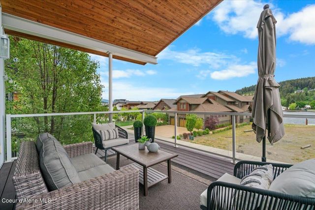 1605 W Bellerive LN, Coeur D'alene, ID 83814