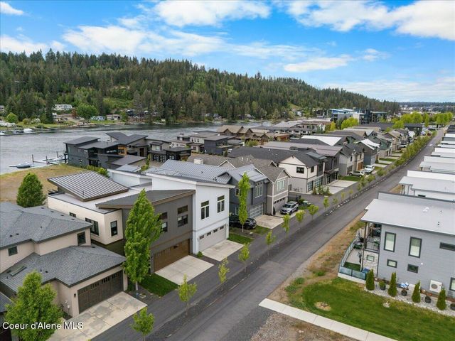 1605 W Bellerive LN, Coeur D'alene, ID 83814