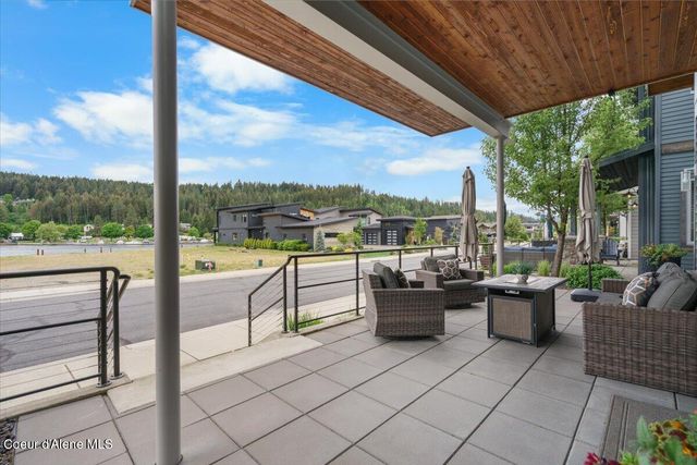 1605 W Bellerive LN, Coeur D'alene, ID 83814