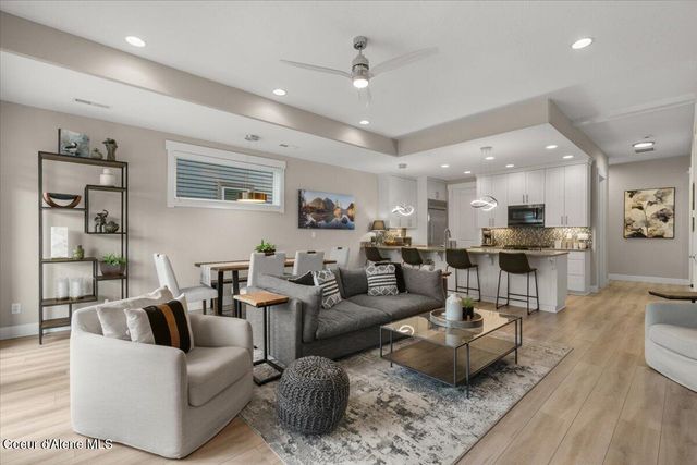 1605 W Bellerive LN, Coeur D'alene, ID 83814