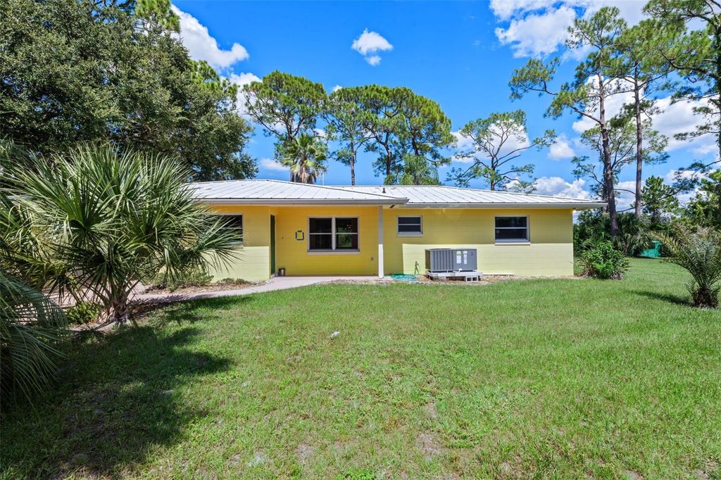 37451 BEACH DRIVE, Umatilla, FL 32784