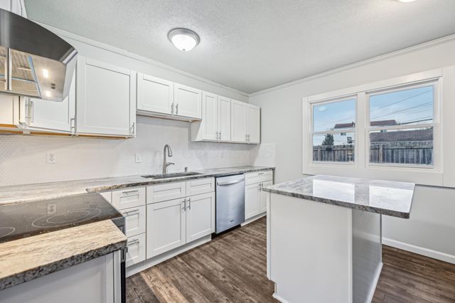 3352 Arnsby Road, Columbus, OH 43232
