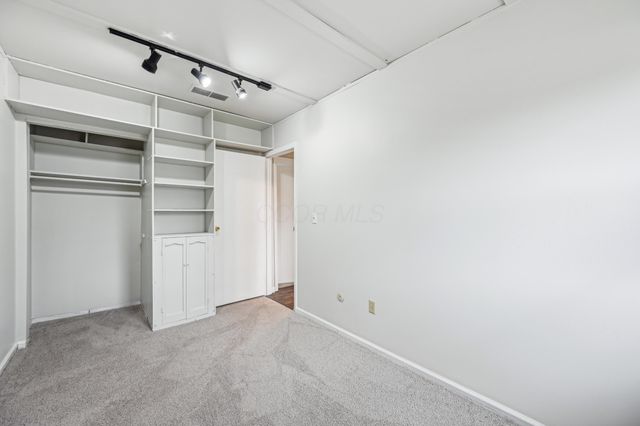 3352 Arnsby Road, Columbus, OH 43232