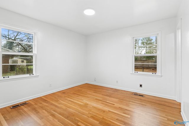 3608 Crestmore Avenue, Huntsville, AL 35816