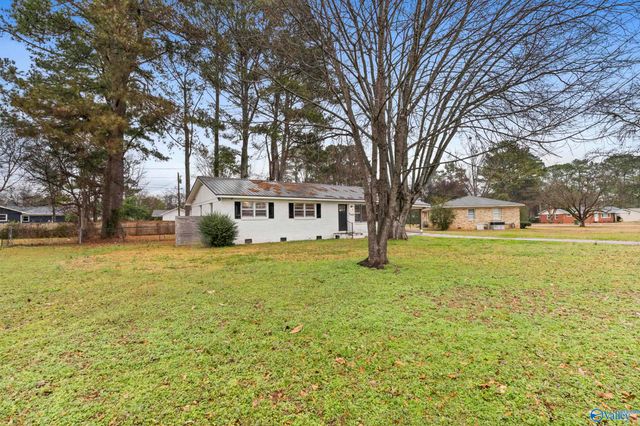 3608 Crestmore Avenue, Huntsville, AL 35816