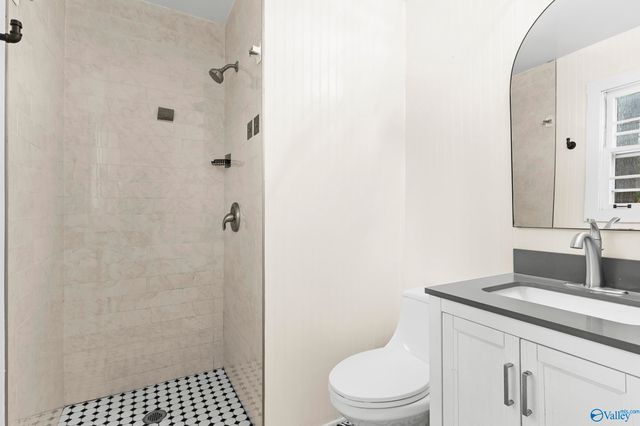 3608 Crestmore Avenue, Huntsville, AL 35816