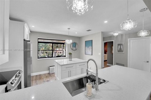7902 La Mirada Drive 7902, Boca Raton, FL 33433