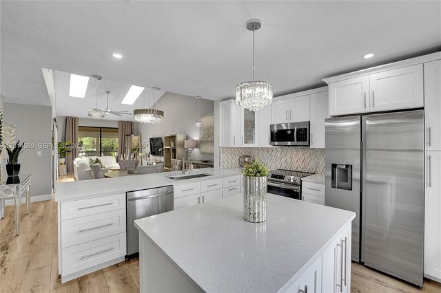 7902 La Mirada Drive 7902, Boca Raton, FL 33433
