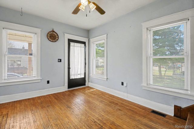 22028 Donald Avenue, Eastpointe, MI 48021