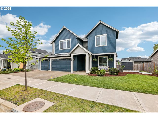 236 Ne 17TH Ave, Canby, OR 97013
