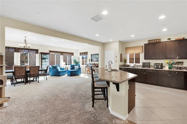 5341 Parma, Fontana, CA 92336