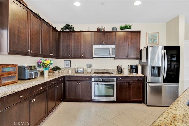 5341 Parma, Fontana, CA 92336