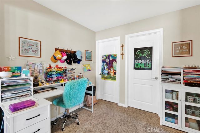 5341 Parma, Fontana, CA 92336