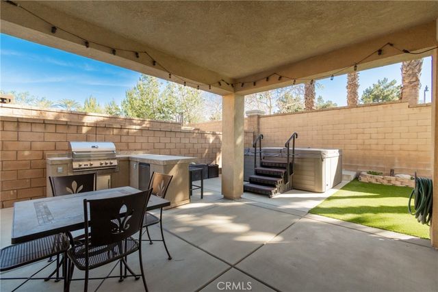 5341 Parma, Fontana, CA 92336