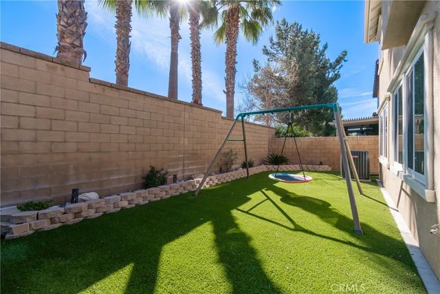 5341 Parma, Fontana, CA 92336