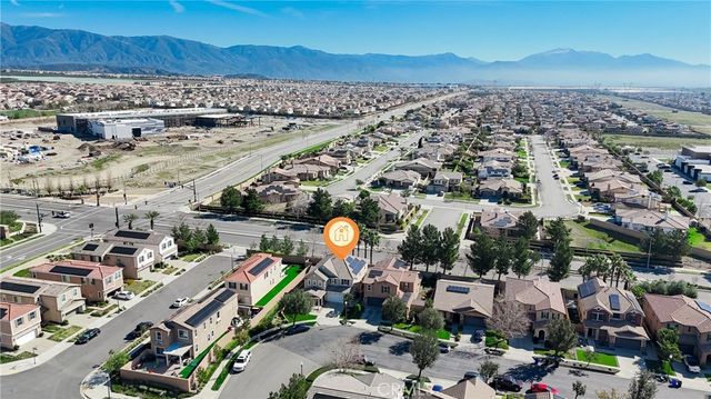 5341 Parma, Fontana, CA 92336