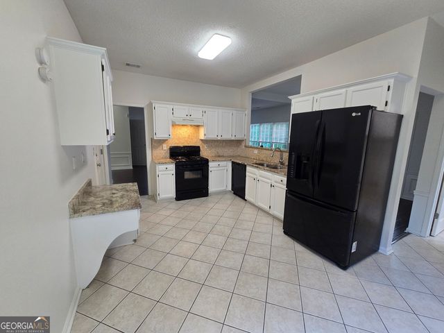 3085 Binghampton Lane, Lawrenceville, GA 30044
