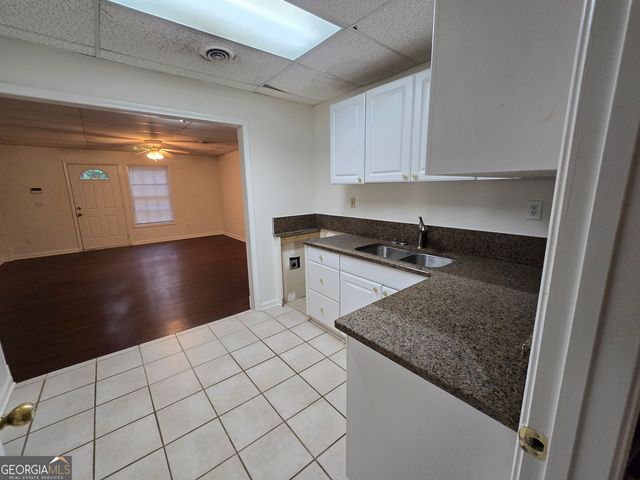 3085 Binghampton Lane, Lawrenceville, GA 30044