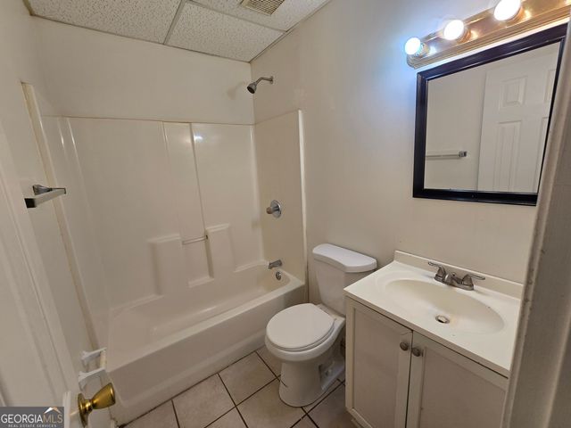 3085 Binghampton Lane, Lawrenceville, GA 30044