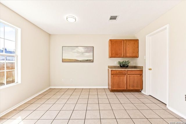 671 Northwest Crossing Dr, New Braunfels, TX 78130
