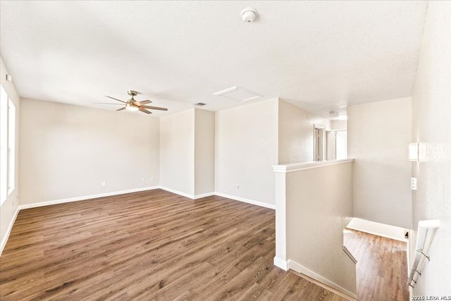 671 Northwest Crossing Dr, New Braunfels, TX 78130