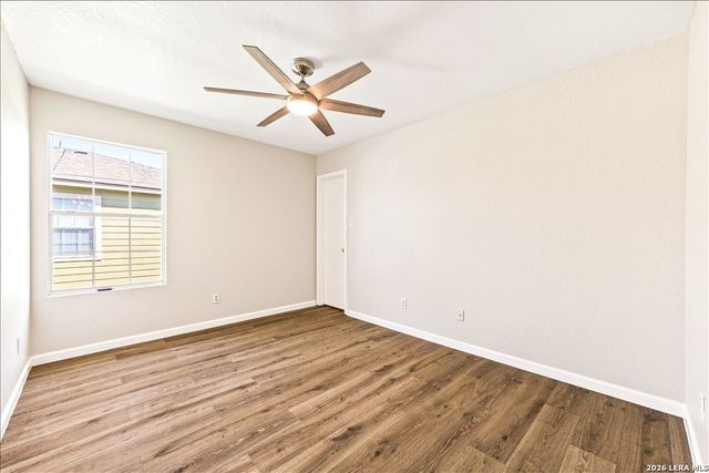 671 Northwest Crossing Dr, New Braunfels, TX 78130