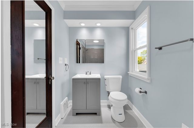 18006 Ponciana Avenue, Cleveland, OH 44135