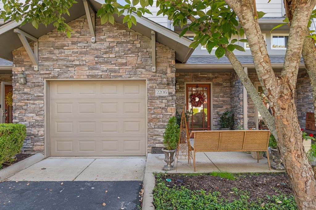 320 Old Hickory Blvd Apt 2206, Nashville, TN 37221