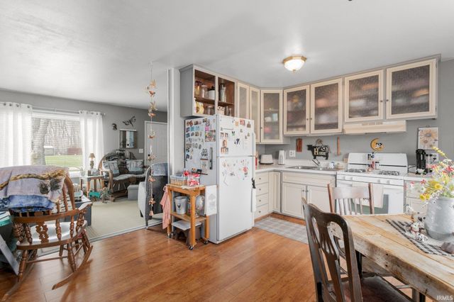 70862 Tecumseh Drive, Nappanee, IN 46550