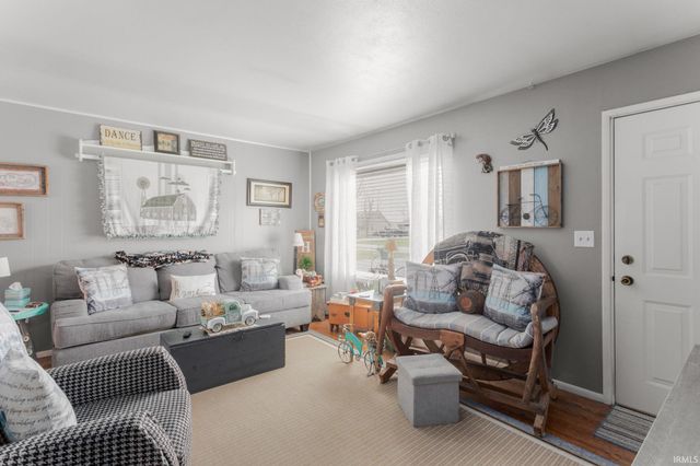 70862 Tecumseh Drive, Nappanee, IN 46550