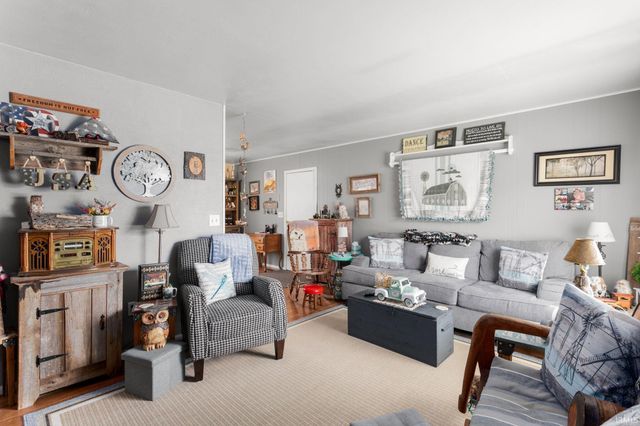 70862 Tecumseh Drive, Nappanee, IN 46550