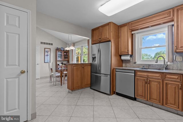 15 ROY LN, Huntingdon Valley, PA 19006