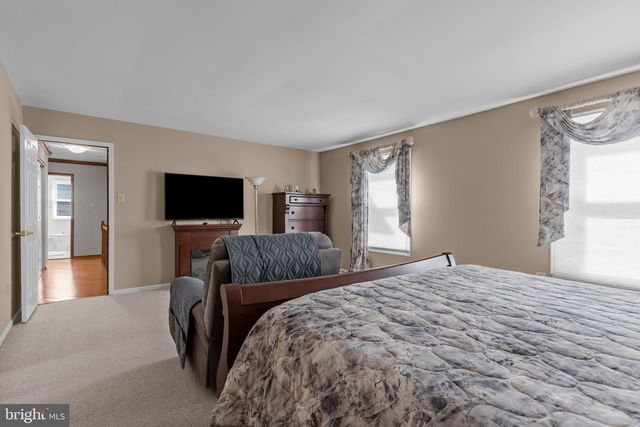 15 ROY LN, Huntingdon Valley, PA 19006