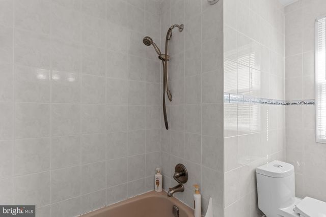 15 ROY LN, Huntingdon Valley, PA 19006