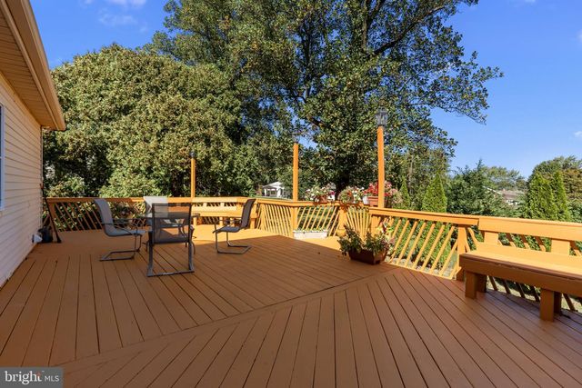 15 ROY LN, Huntingdon Valley, PA 19006