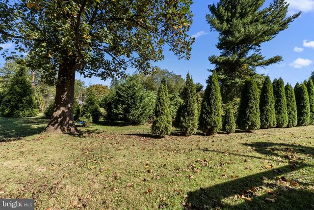 15 ROY LN, Huntingdon Valley, PA 19006