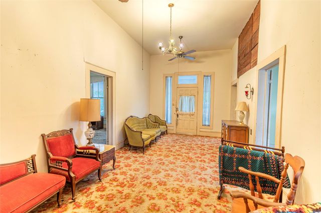 768 Travis Road, Bellville, TX 77418
