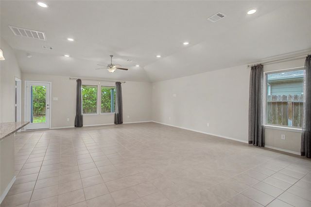 1206 Colt Canyon Drive, Alvin, TX 77511