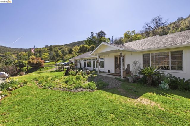 5356 Dogtown Rd, Coulterville, CA 95311