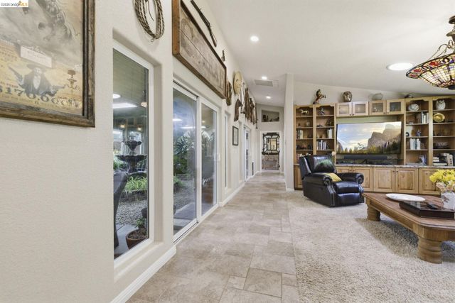 5356 Dogtown Rd, Coulterville, CA 95311