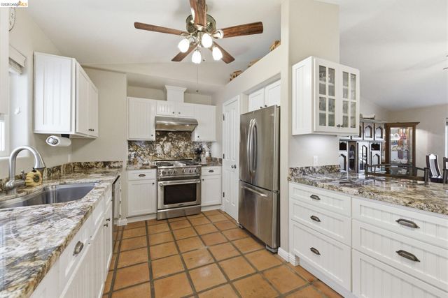 5356 Dogtown Rd, Coulterville, CA 95311