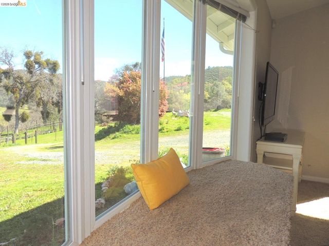 5356 Dogtown Rd, Coulterville, CA 95311