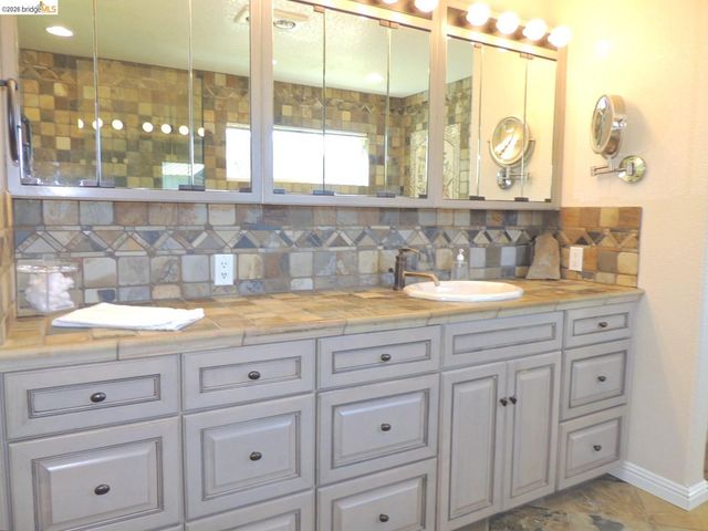 5356 Dogtown Rd, Coulterville, CA 95311