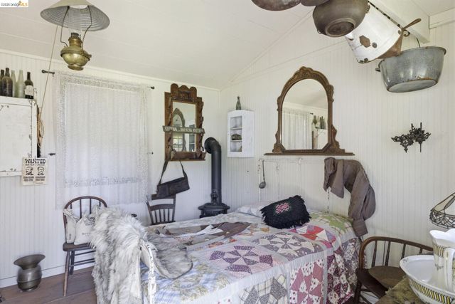 5356 Dogtown Rd, Coulterville, CA 95311